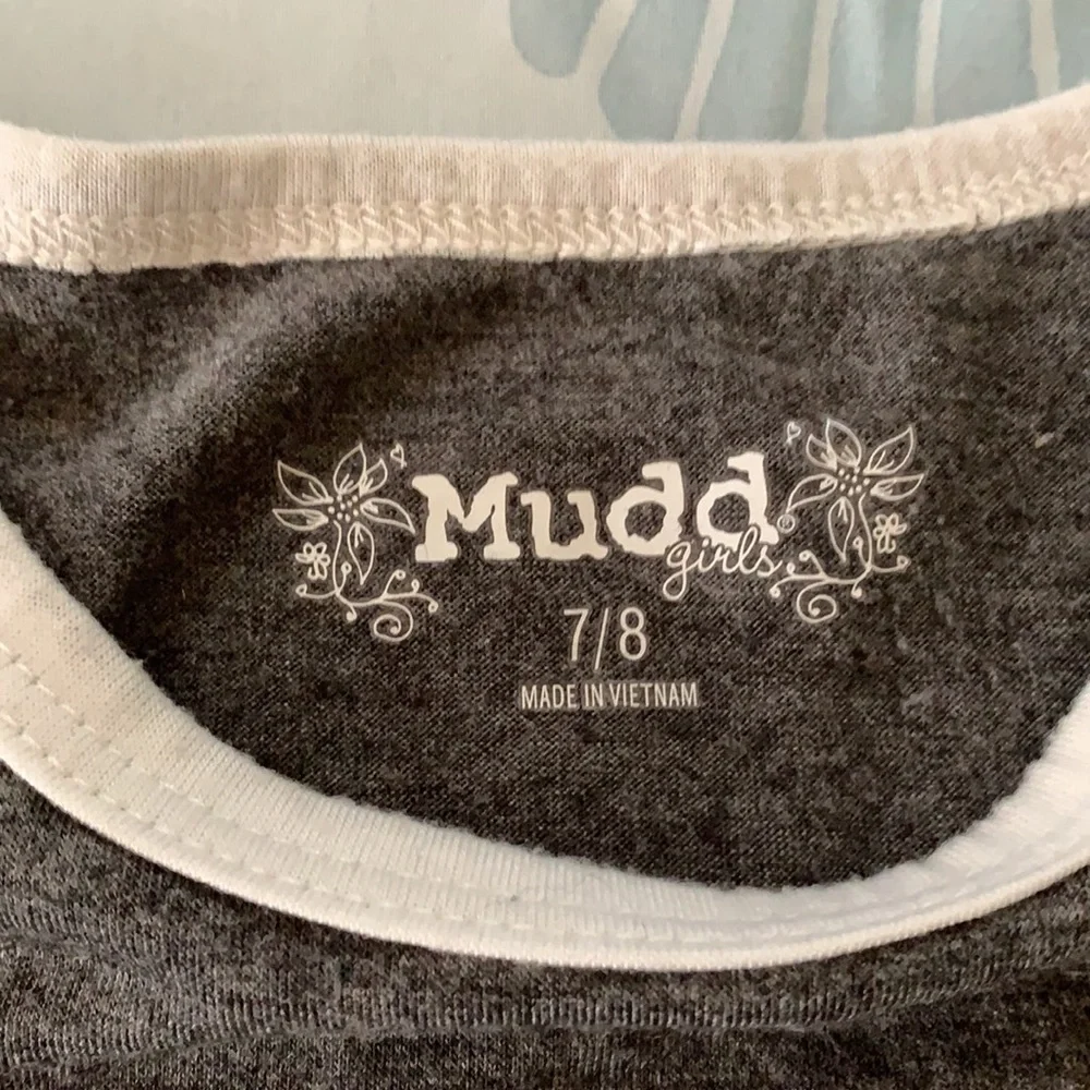 2 for 10!!!MUDD Girl’s shirt size 7/8